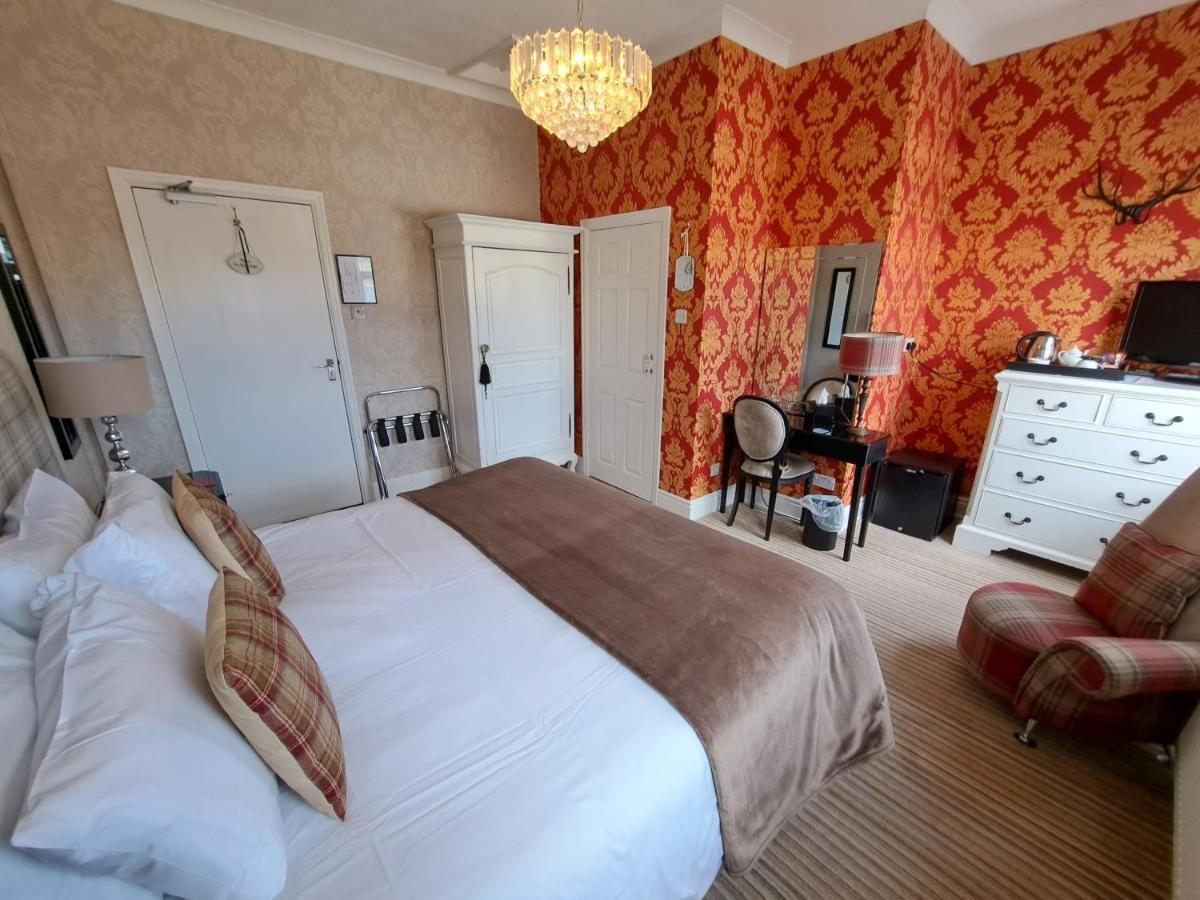 The Ambassador Townhouse Hotel Southport Ngoại thất bức ảnh