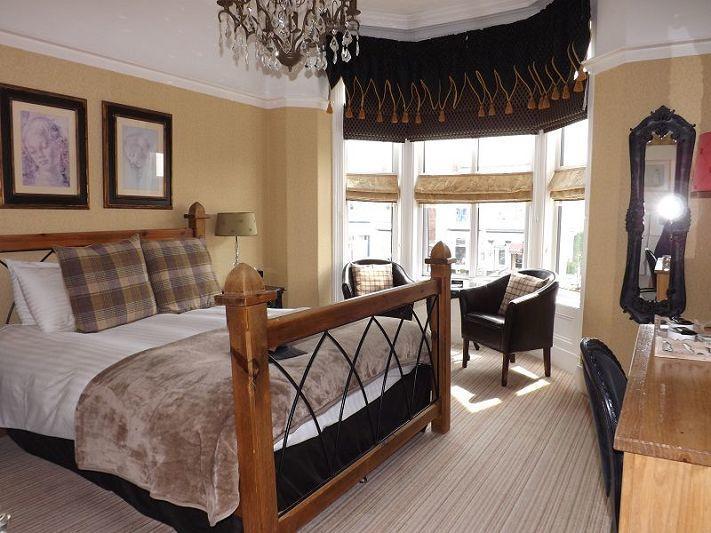 The Ambassador Townhouse Hotel Southport Ngoại thất bức ảnh